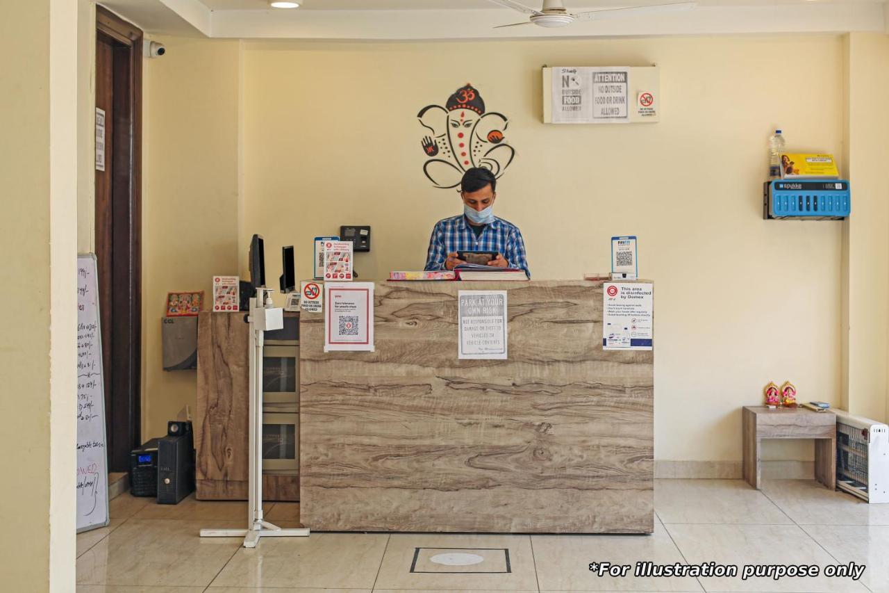 Oyo Flagship Hotel New Moon Inn Puri Exterior photo